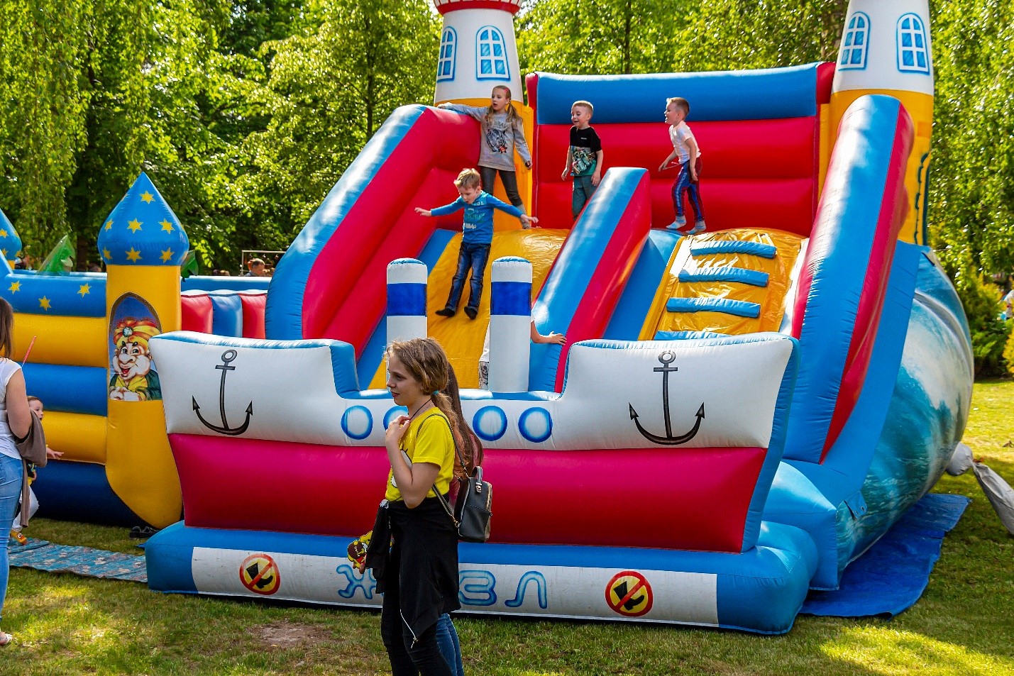 Inflatable Hire: Top Reasons for Hiring Inflatables for Your Party